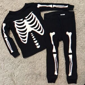 New Baby GAP glow in the dark skeleton organic cotton pajamas pj set costume 2
